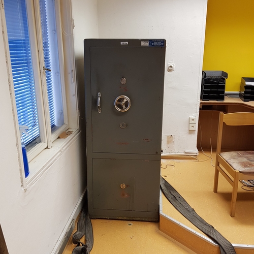 Stěhování trezoru o hmotnosti 900 kg (Brno, Praha, celá ČR i EU)